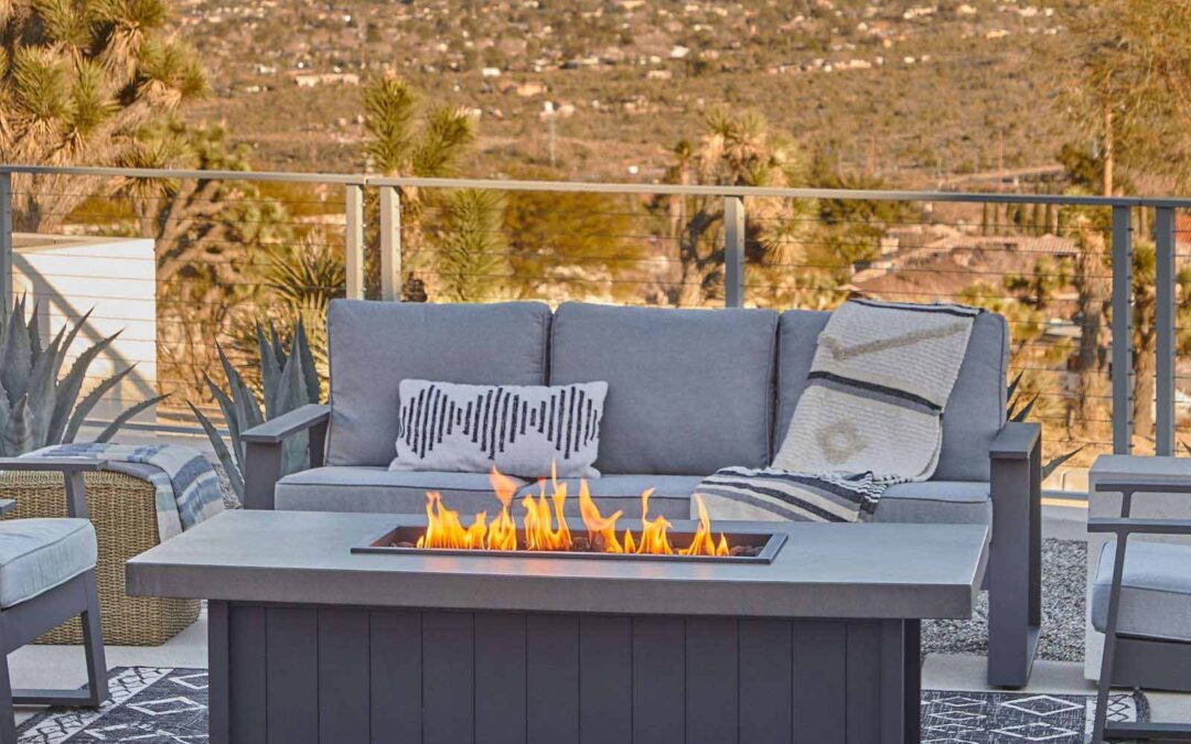 Backyard Summers: Make Your Deck An Entertainment Mecca With These Outdoor Entertaining Area Products