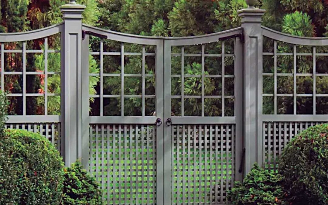 8 Privacy Fence Ideas that Your Clients and Buyers Will Love